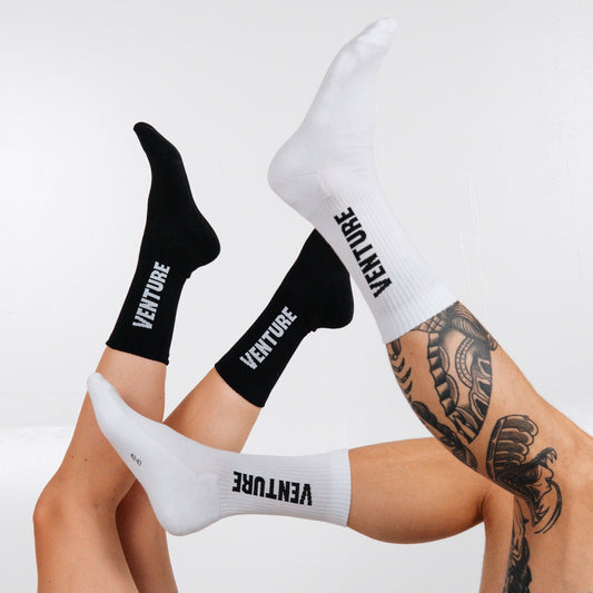 VENTURE SOCKS BLACK AND WHITE 6 PACK